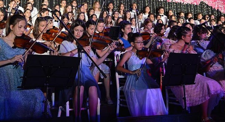 Bilfen Bursa Okullarından “Yaza Merhaba” Konseri