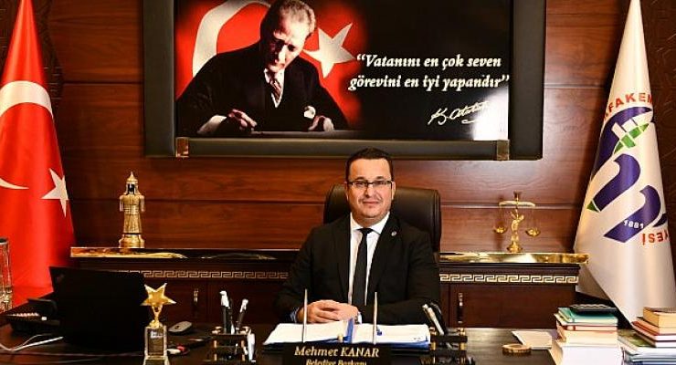 Mustafakemalpaşa Belediyesi Başkanı Mehmet Kanar: 3 Yıllık İcraatler Hakkında Sosyal Medya Hesabı Üzerinden Canlı Yayın Yaptı