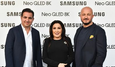 Samsung, Nükhet Duru'nun eşsiz sahne performansıyla   2023 model televizyonlarını İzmir'de tanıttı