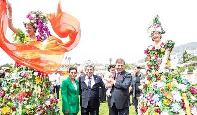 İzmir’in geleneksel festivaliyle Bayındır’da yine çiçekler açtı  “Bize üretmek yakışıyor"